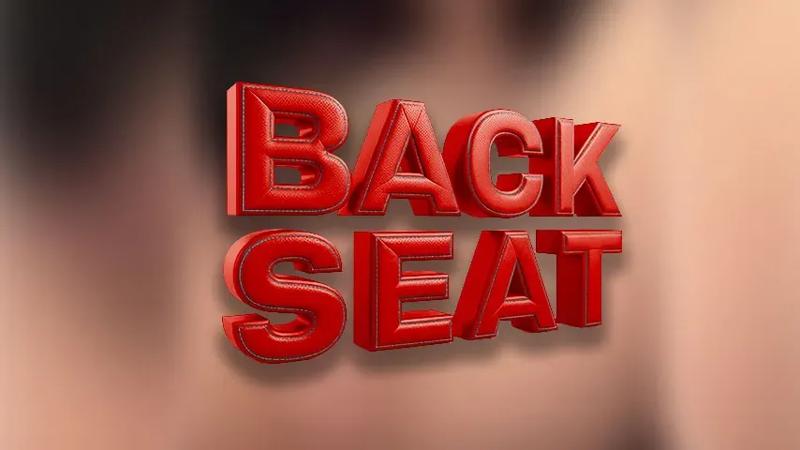 Follame en el asiento trasero del coche <3.