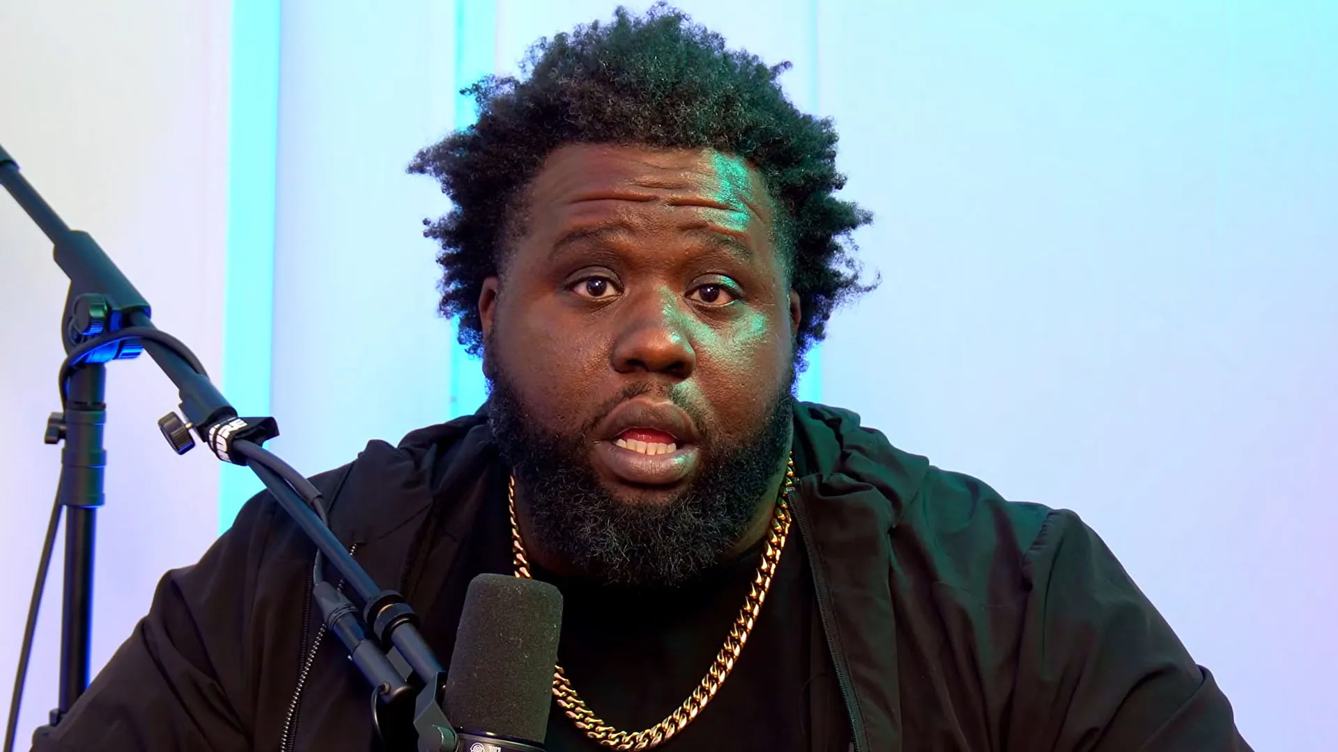 La Cosa Se Pone Seria con Honey Loaf