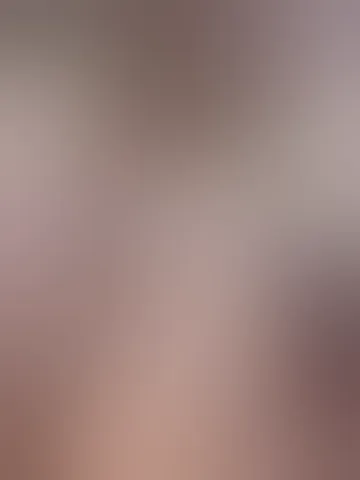 I feel my sexy body, in so hot now