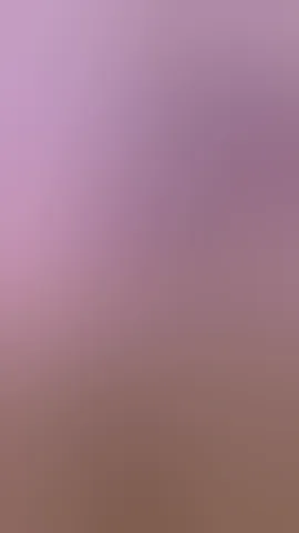 This model loves to masturbate her juicy open pussy