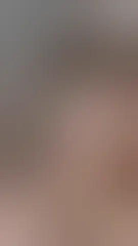 Horny burnetter fringer her pussy in the bath