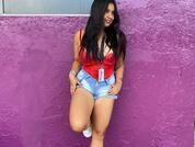 ninakisslove