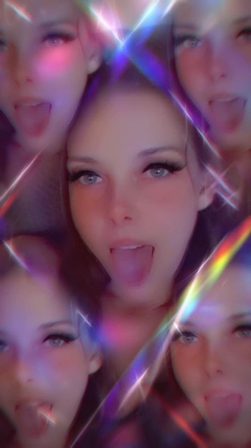 Vera_Valentine69