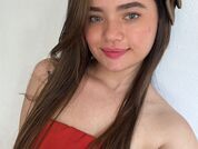 littleeSara18