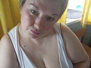 Juli_Bond