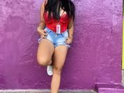 ninakisslove