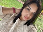 Mia_bigtits