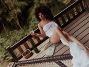 Lya_Harris