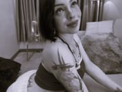 Vero_hands