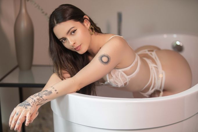 LennaWhite