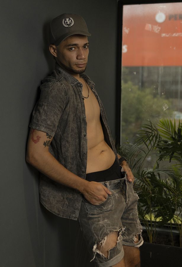 Daniel_huge22