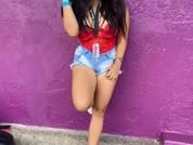 ninakisslove