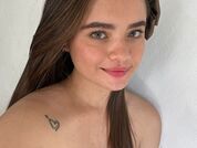 littleeSara18