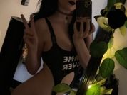 BettiePainXO