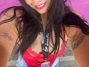 ninakisslove