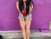 ninakisslove