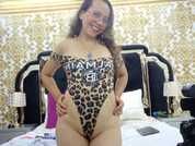 NICOLLEWAYY