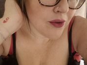 CuteAndCurvyX
