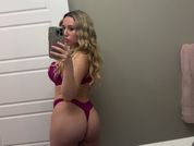 Nikkixxtaylor
