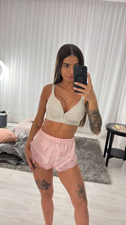 PureEllie