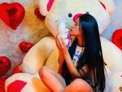 Lucy_Brunno