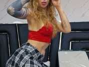 Ladyy_Scarlett