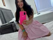 ninakisslove