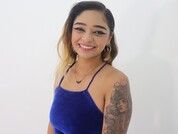 Laura_Bloom