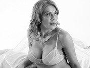 CarlaBonny18