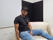 Derek_23
