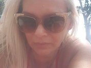 Elly49