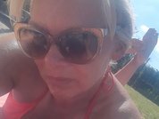 Elly49