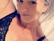 Holly_AnneXx