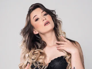 CateHenao profile