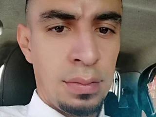 Damian_Bores profile