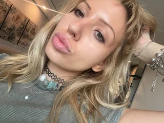 EllaDaviss profile