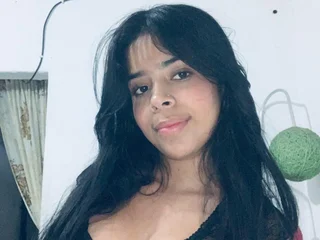 IzzieMayson profile
