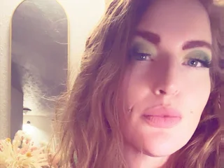 LovelyLush25 profile