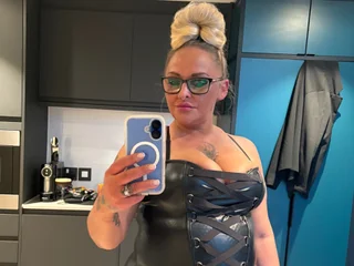 Madame_Bonnie profile