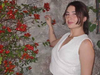 MayaDamian profile