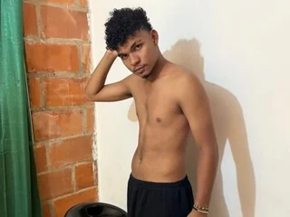 Nickfrox23cm profile