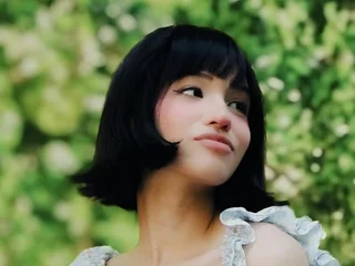 VictoriaInLace