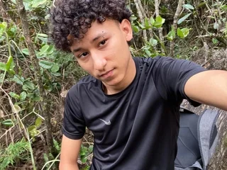 YESULLTOS profile