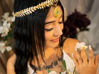 alezkacollins