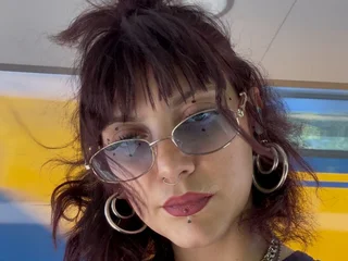 mistiqueleyla profile