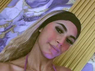 Alejandra_girl profile