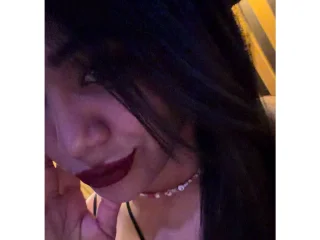 Anaharalovee profile