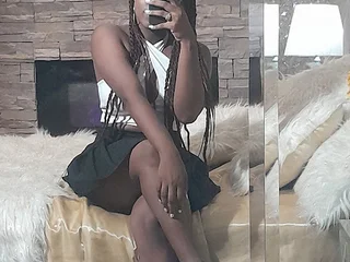 Bella_Roussee profile