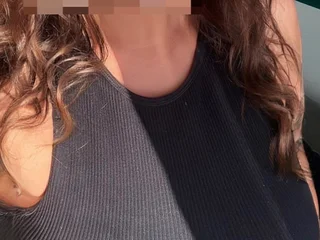 Curvyyy_Brunette profile