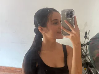 EMILYAlvernia profile